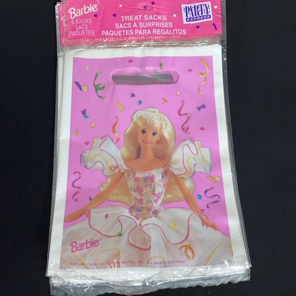 Barbie party favor loot bags Pink birthday Barbie makeup party goodie bags pink - Picture 5 of 5